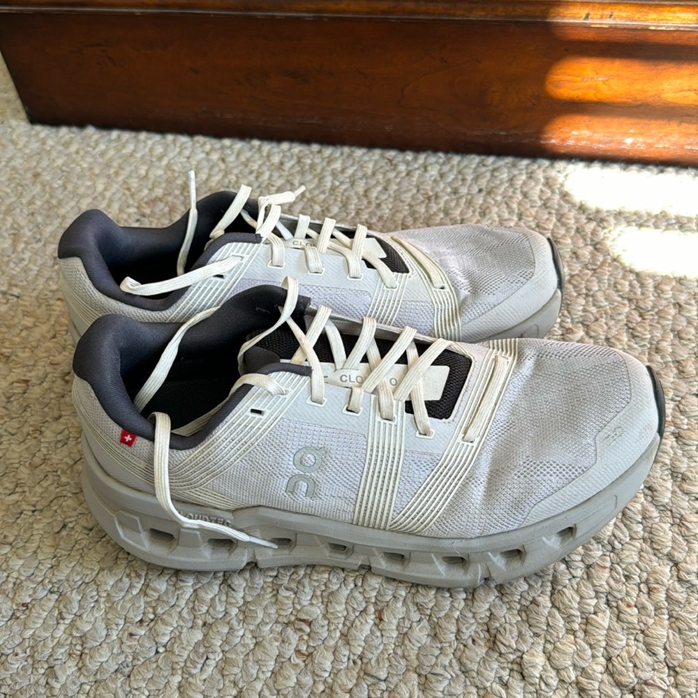 On Cloudgo Shoes Women’s Size 10